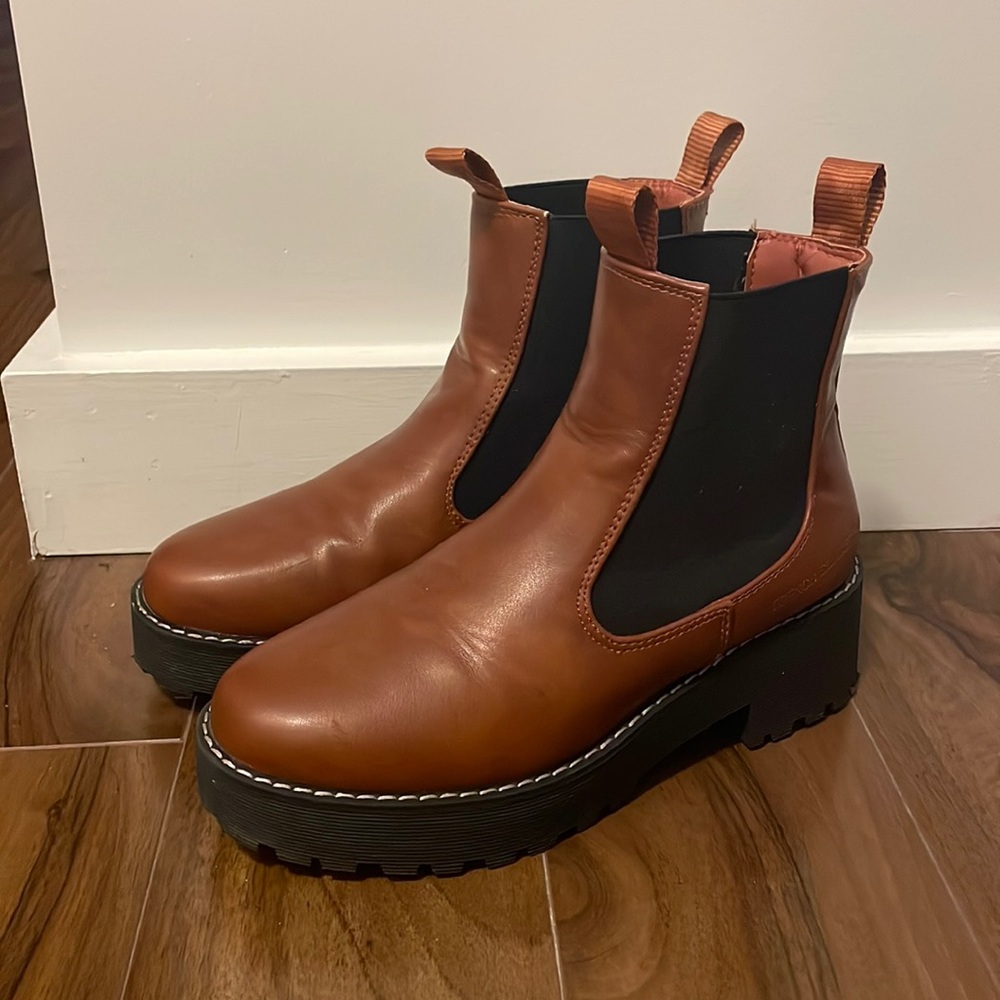 French Connection mini boot